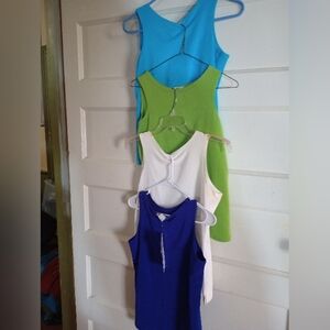 Chrysantheme/Dress Barn women's small tops - lot of 4 (Rox407)